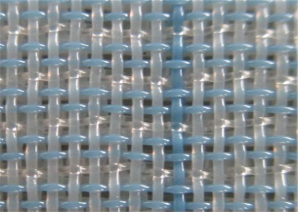 Single layer forming fabric