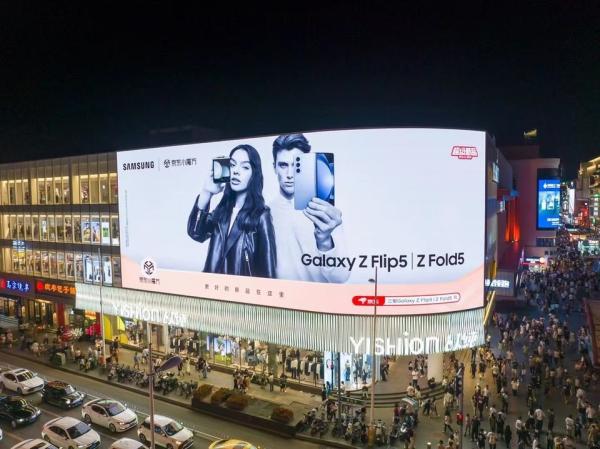 Resolution RGB LED Display 40000 Dots/sqm 5mm Pixel Pitch 320*160mm Module Size