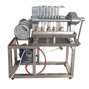 China 55Kg SS CE Groundnut Oil Filter Machine Edible Oil 50Kg/h on sale
