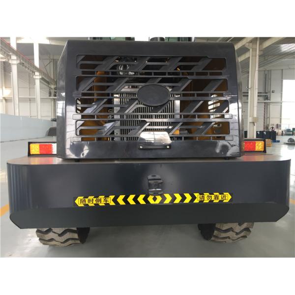 4 Wheels Drive 2 Ton SNSC Wheel Loader ZL928 Heavy Duty Loaders from SNSC for Industrial
