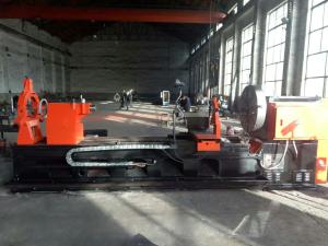 China Center Conventional Horiozontal Lathe Machine With Four Jaw Chuck on sale