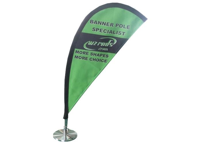 Flying Teardrop Shape Table Top Flags Different Colors For Formal Occasions