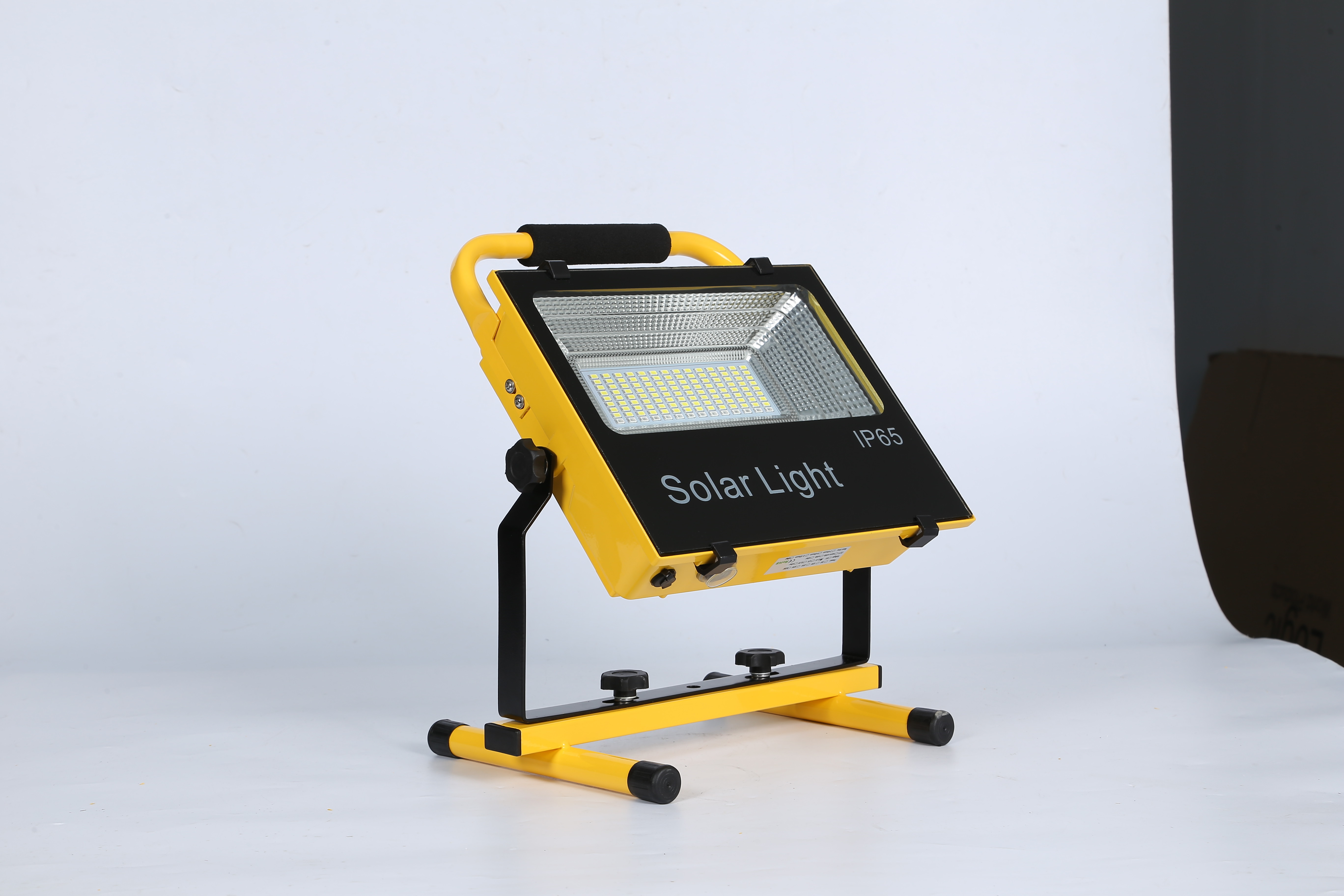 Wholesale Portable Solar LED Flood Lights Rechargeable Aluminum Material 3~4 Hours Working Time from china suppliers