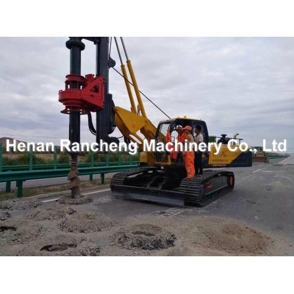20m Drilling Depth Hydraulic Rotary Well Drilling Rig 205 Horsepower Diesel Engine