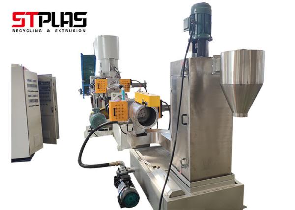 Quality PP PE Plastic Recycling Extruder Machine / Industrial Plastic Bottle Granulator for sale