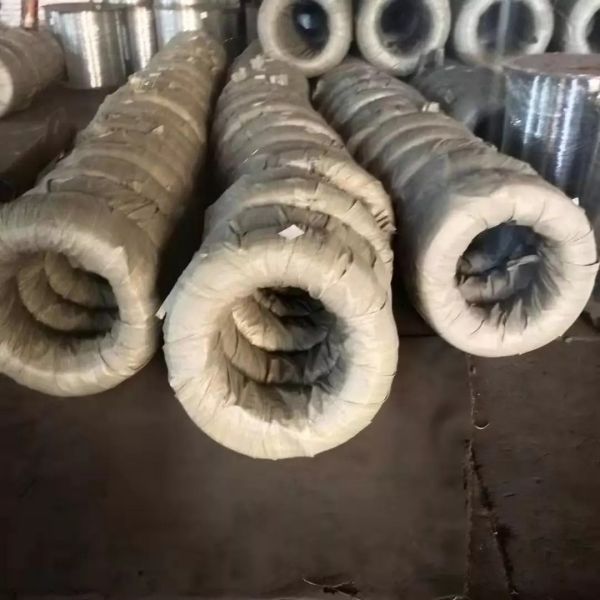 Binding Construction Galvanized Iron Wire 1.2mm 10 Kg Per Roll