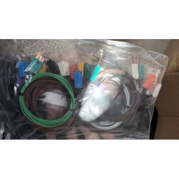 Fluke 5500A/Leads 5520A/Leads Test Lead Set Designed For Use On The 5500A Multi-Product Calibrators