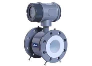China Battery Powered Electromagnetic Water Flow Meter For Industrial R200 Class B on sale