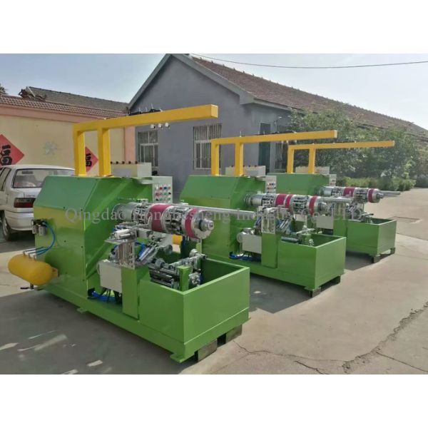 Bicycle Motorcycle Tyre Spring Turn Up Molding Machine 300mm Inner Cloth Roll Dia