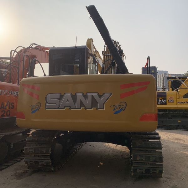 13000KG Second Hand Used SANY SY135C Crawler Excavator Digger With Low Working Time