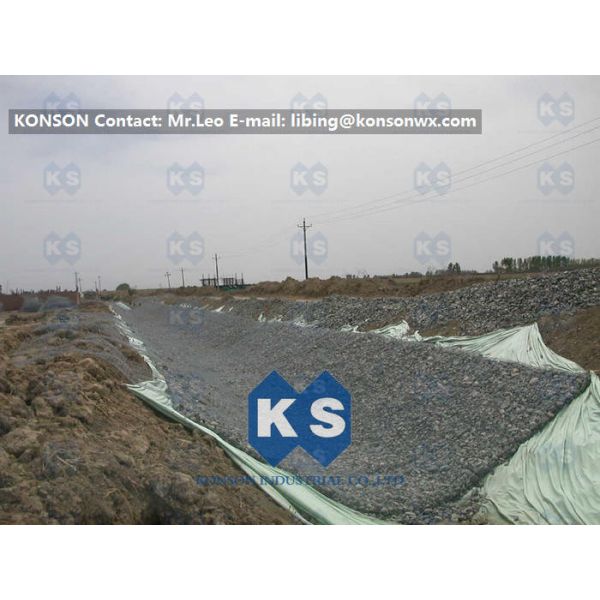 Strong Structure Hexagonal Wire Mesh Netting Fence For Roadway Protection
