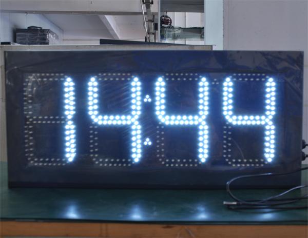 Quality Outdoor Led Time And Temperature Display With 8" -722" Panel Size And High Resolution for sale