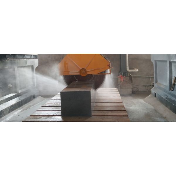 Four Column Middle Block Stone Slab Cutting Machine With Double Hydraulic Cylinder