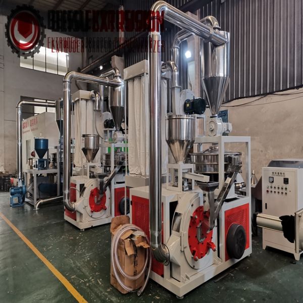 Rotomoulding LDPE Pulverizer Machine High Alloy Steel With SKD -11 Disc Blades