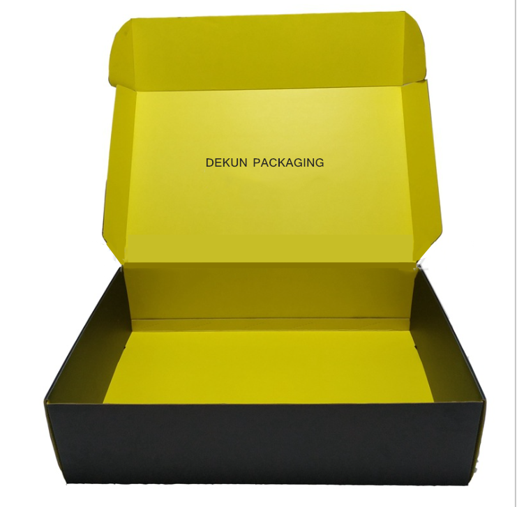 Custom Logo Folding Cardboard Cartons Shipping Mailer Box for Pink Apparel Cosmetic Set