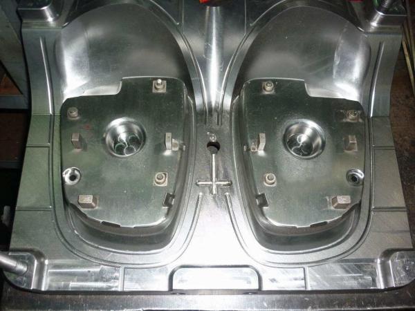 Quality Precision Custom Injection Plastic Mold Development Durable Aluminum Mould Maker for sale