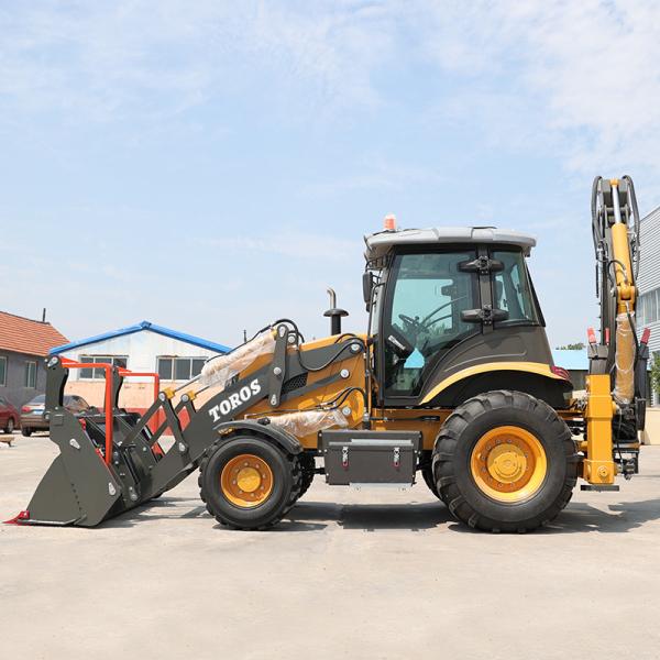 Quality Customizable Most Powerful Backhoe Loader Machine 2400r/Min Fast Speed for sale