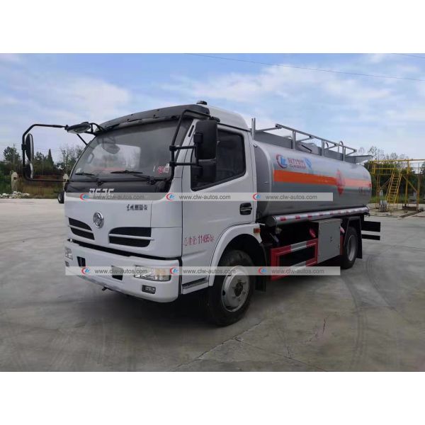 6000L Mobile Fuel Refueling Tanker Delivery Truck 6tons Oil Dispenser Truck