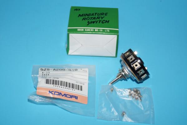 Quality Komori switch and knob,5ZS-A200-010,B-25,original parts for Komori offset machines for sale