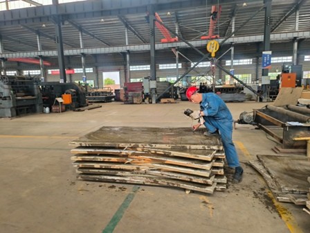 Trimetallic Explosion Bonded Clad Plate Wear Resistant For Anode Assembly