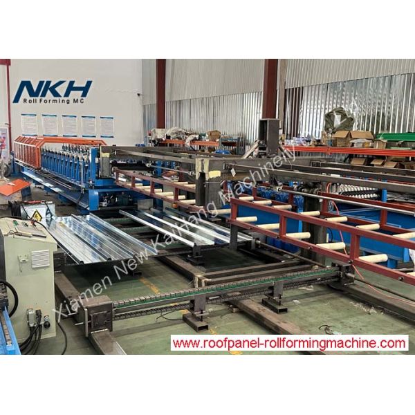 Roof Panel Roll Forming Machine with Stacker 20-25m/min Customizable