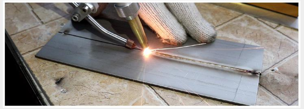 Handheld Fiber Laser Welding Machine For Metal 1500W 2000W 3000W