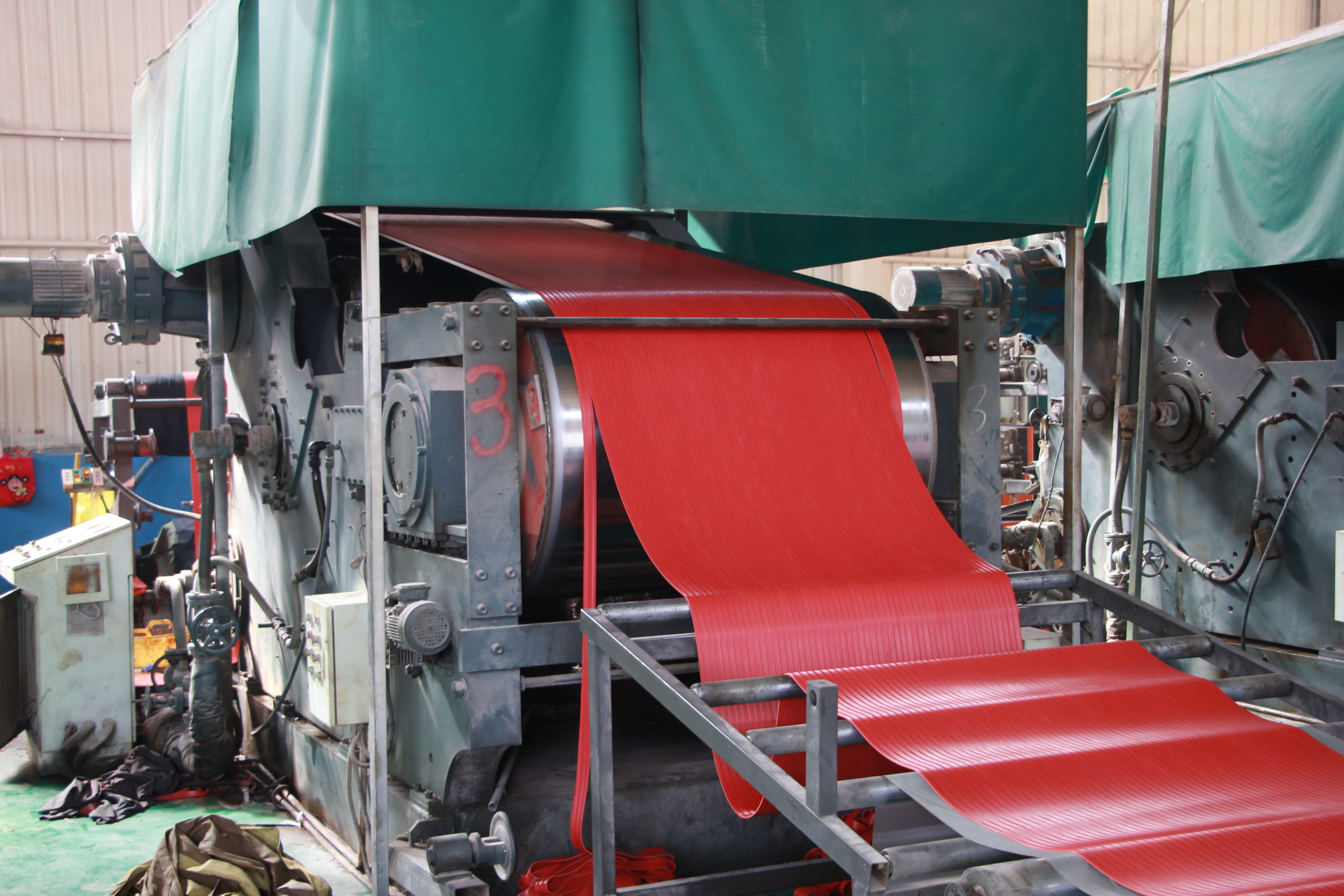 High Thermal Efficiency Two-layer Frame Plate Vulcanizing Machine - Used To Manufacture Rubber Fiberboard