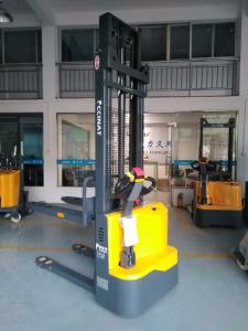 China Yellow Auto Pallet Stacker , Industrial Lifting Equipment Easy Operation on sale