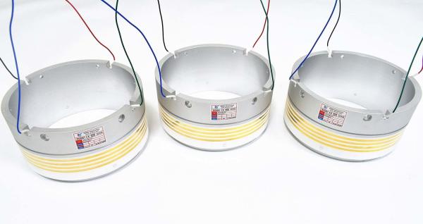 Quality Smoothy Rotating 4 Wire Slip Ring 0 - 300 Rpm Rotation Speed 4 * 5 A for sale