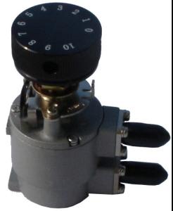 China 70×47.5×33mm 10dB 2 Watt 50 Ohm Variable Attenuator In Microwave on sale