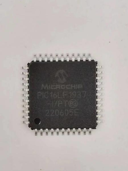 Quality PIC16LF1937-I/PT Electronic Integrated Circuit MICROCHIP QFP for sale