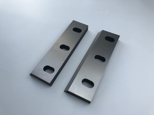 Quality No Glitches 0.05mm Plastic Cutting Blades 55 HRC For Crusher Machine for sale