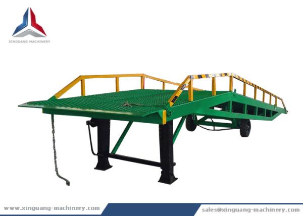Quality 12 Tons Mobile Movable Hydraulic Dock Loading Ramp for Container for sale