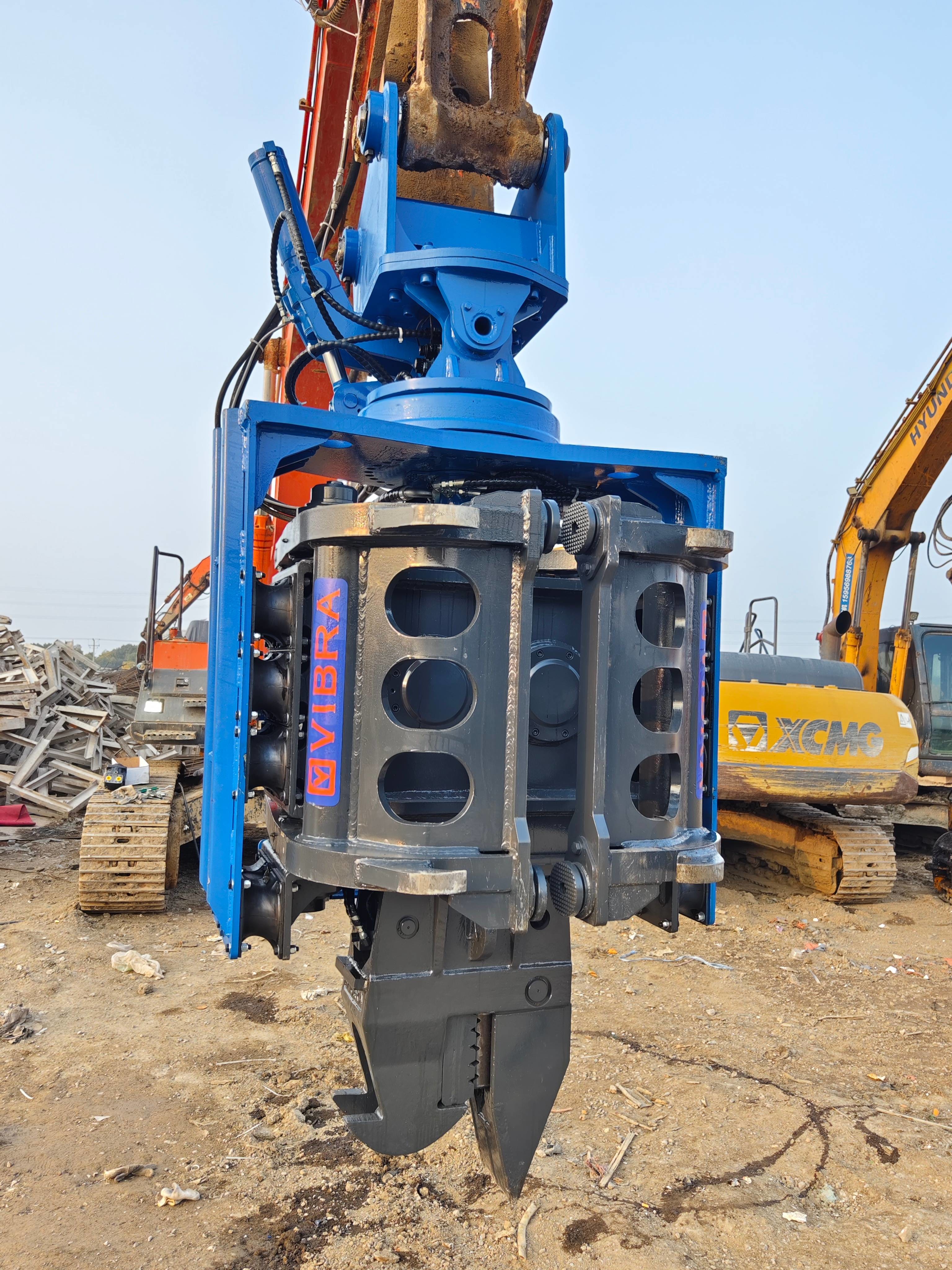 Wholesale Hydraulic Side Clamp Sheet Pile Driver With Max Speed Of 20 Meters/minute from china suppliers
