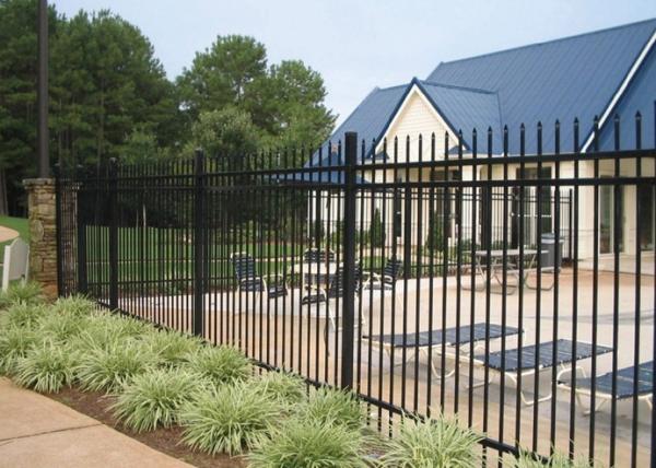 Quality Pool Fencing and 3 Rails Safety Fences With Materail Steel Or Aluminum for sale
