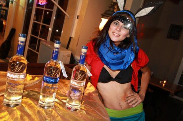 Quality Bottle with LED screen message across display- Project for sale
