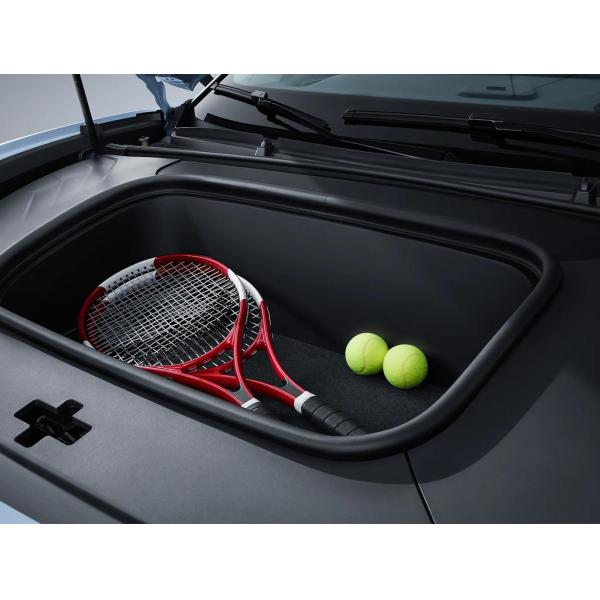 2024 Voyah Zhuiguang Electric Sedan EV Vehicle with Ternary Lithium Battery and 5-Door 5-Seat Body Structure