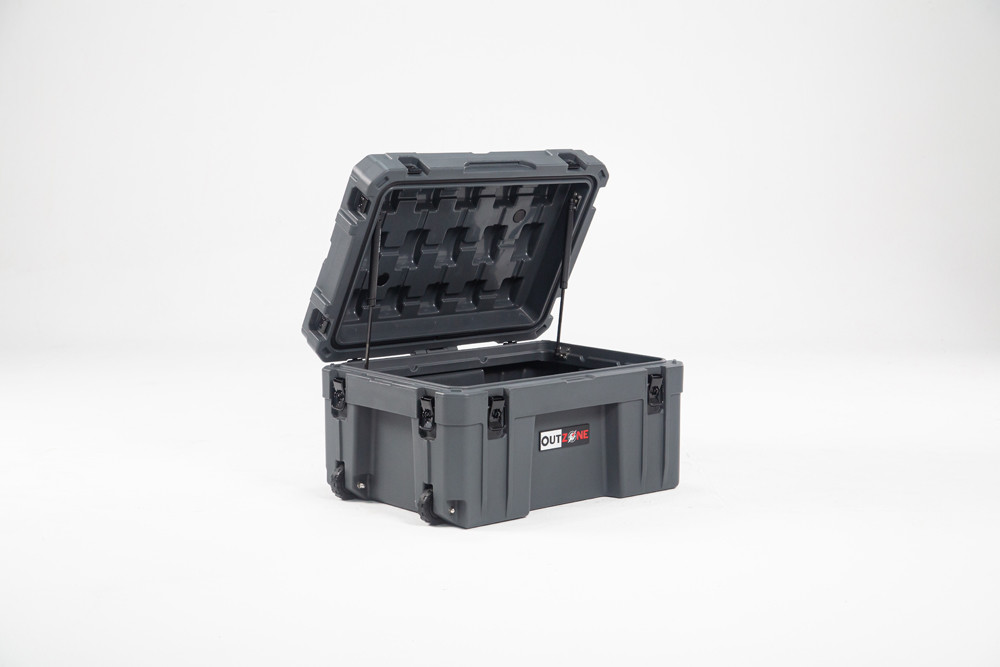 V5 LLDPE Rugged Storage Case Interlocking Customized 80L Capacity