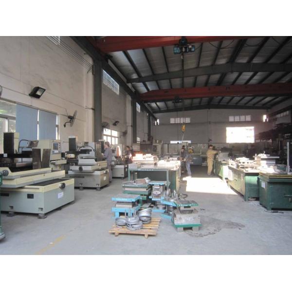 HJ mould department.JPG