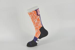 Wholesale Quick Dry Sporty Athletic Basketball Socks With Disposable Nylon Material from china suppliers