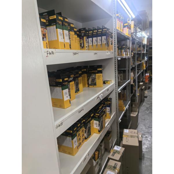 True-RMS Digital Fluke 179 Multimeter 1000V 10A 6000 Count Backlit Temp CAT IV 600V CAT III 1000V