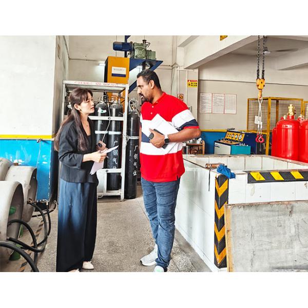 2.5Mpa 4.2MPa 5.6MPa FM200 Fire Suppression Cylinder For Bank Computer Rooms