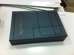 Flat pack style gift box