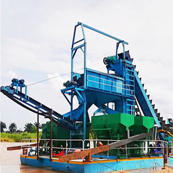 High Capacity Chain Bucket Gold Dredger with Agitate Chute