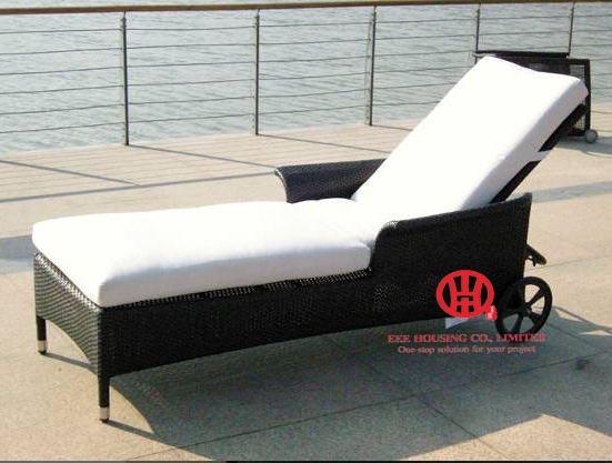 Quality aluminium garden furniture sun lounger cushions for sale