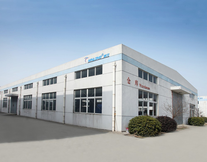 XHL-XQD8/8 large bottle serum filling machine capping machine line