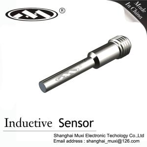 Inductive proximity switches Sensors IO4-M0.8PA-Y3V3/C38 DC 10-30V 3-wire  Male connector M8 3-pin