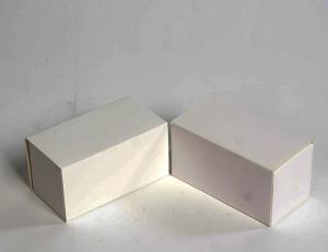 Wholesale Folding Type White Candy Boxes Thin 	Ivory Card Paper Empty Candy Boxes from china suppliers