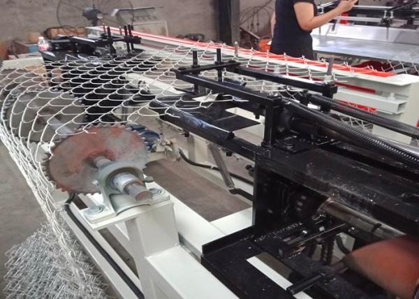 Quality 3m High Speed Chain Link Fence Machine Adjustable Mesh Width Wire Diameter 1.5-4.5mm for sale