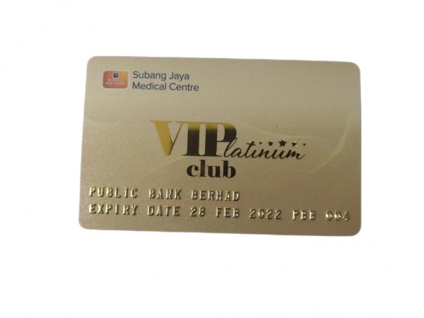 Quality Customize Printing Pvc Card Name Embossed Number Gold Credit Card for sale